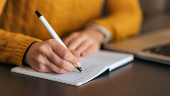 Structure a marketing dissertation in the year 2022