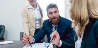 Is it Beneficial to Hire a Business Analyst for your E-Commerce Business