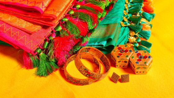 Tips to Accessorize Your Wedding Saree With Trendy Jewellery