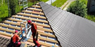 How is a Professional Roof Installation Done