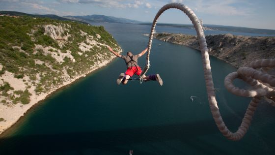 Unleash Your Inner Daredevil with Selvatica Aquazip Bungee Jumping in Cancun
